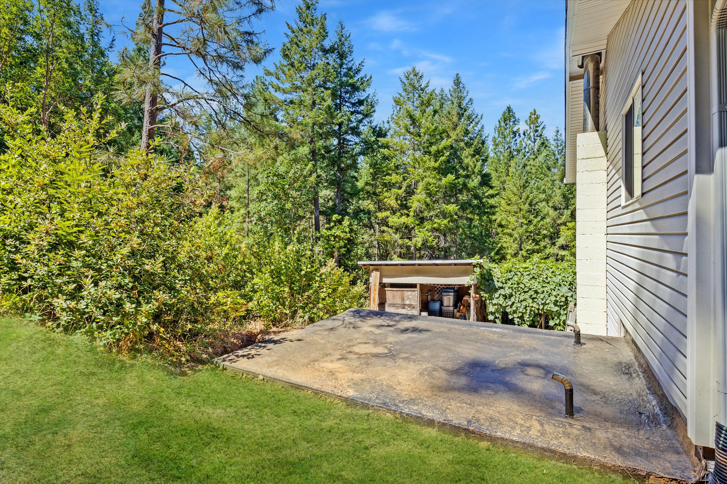 Glendale, Tow NOf Julia - Residential