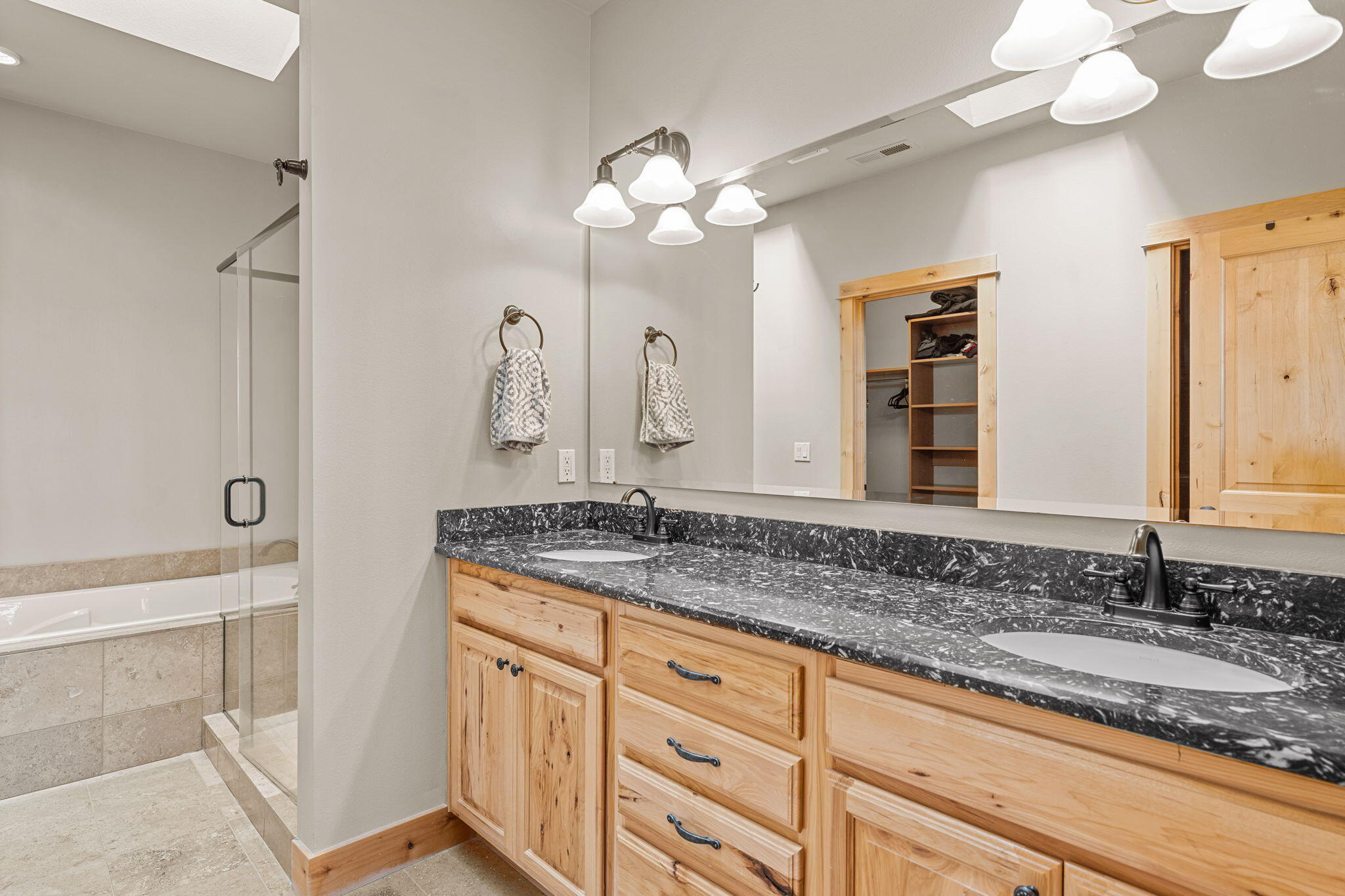 The Bluffs River Ben - Residential