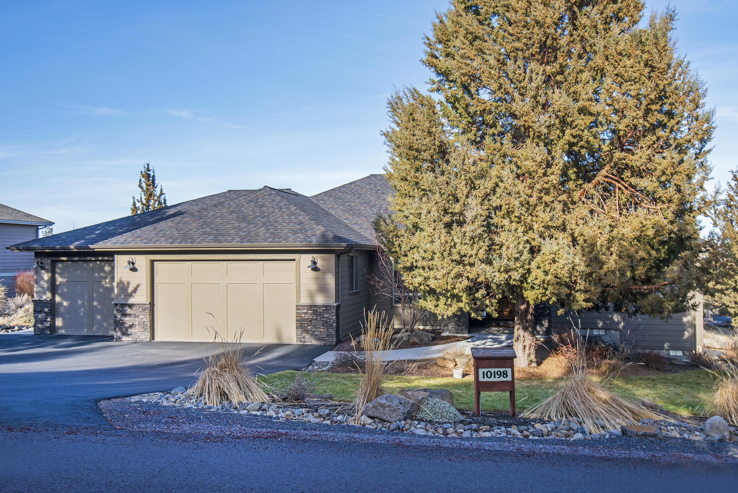 Eagle Crest - Residential