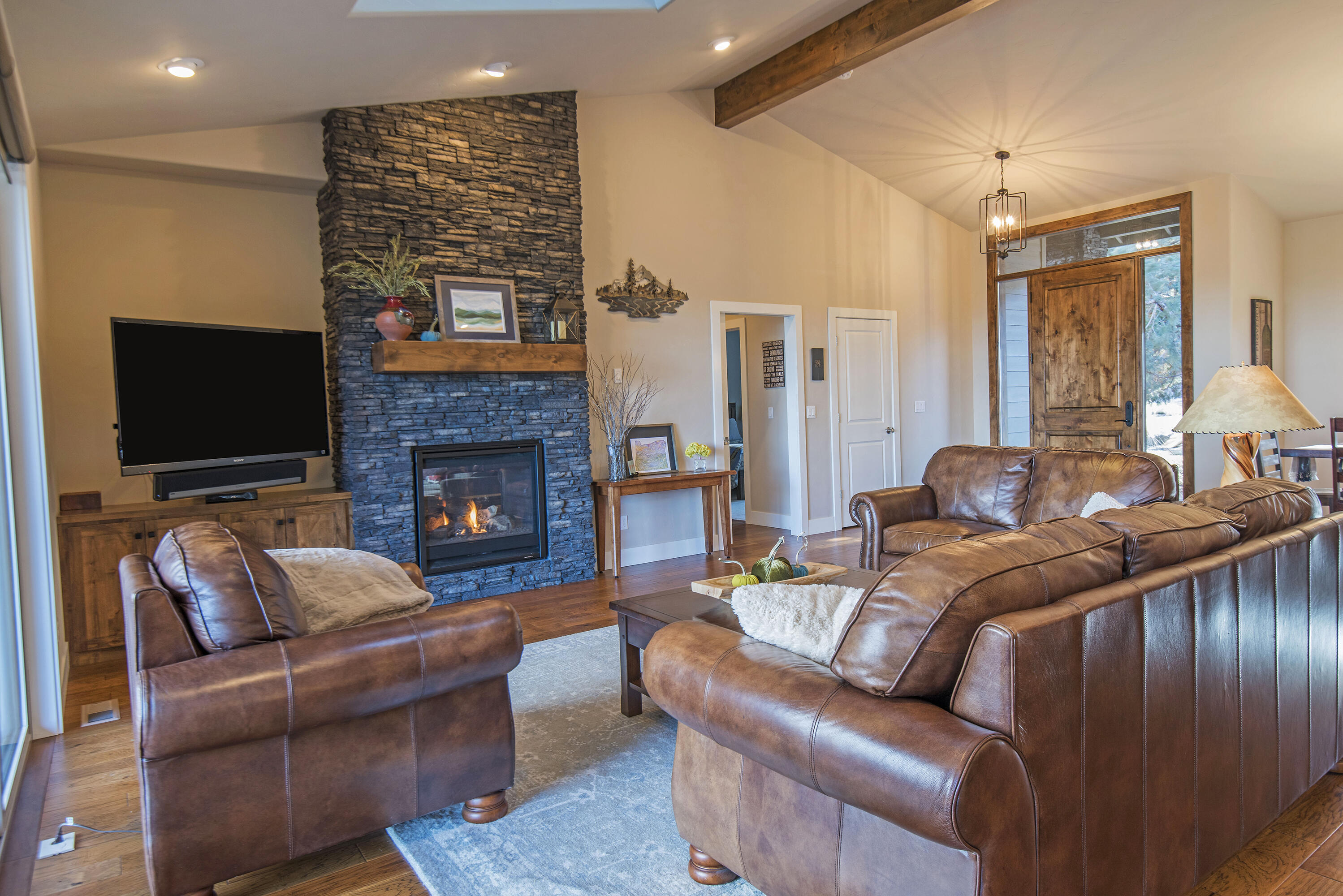 Eagle Crest - Residential