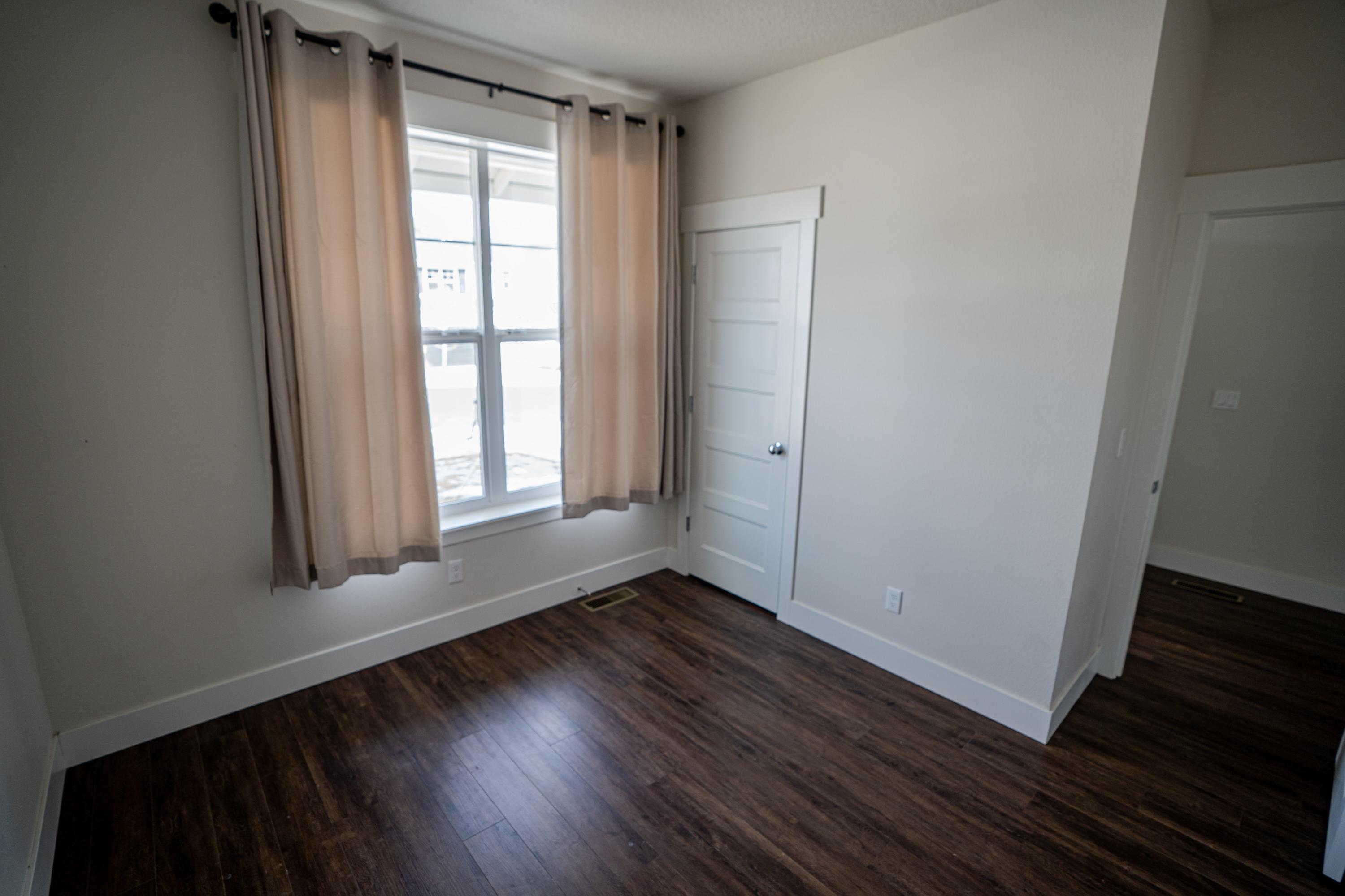 Brookswood Crossing - Residential