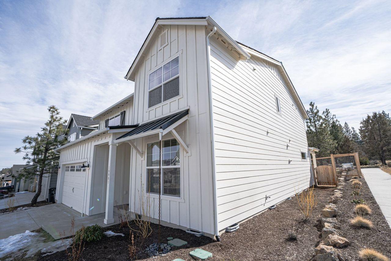 Brookswood Crossing - Residential