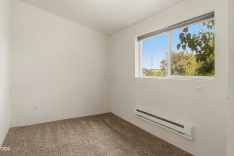 Tiny photo for 56 SE L Street Loop, Madras, OR 97741 (MLS # 220223017)