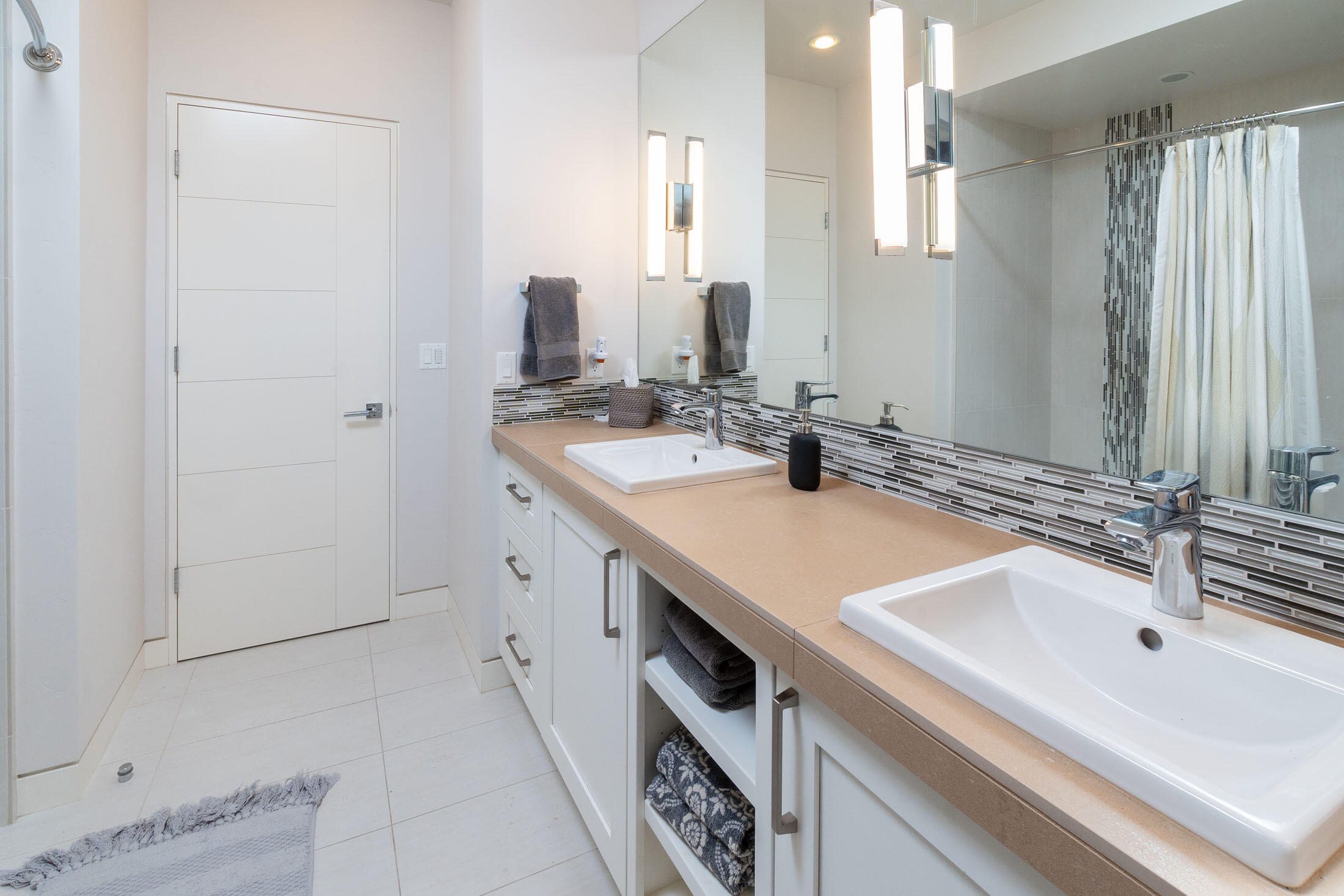 Three Pines - Residential