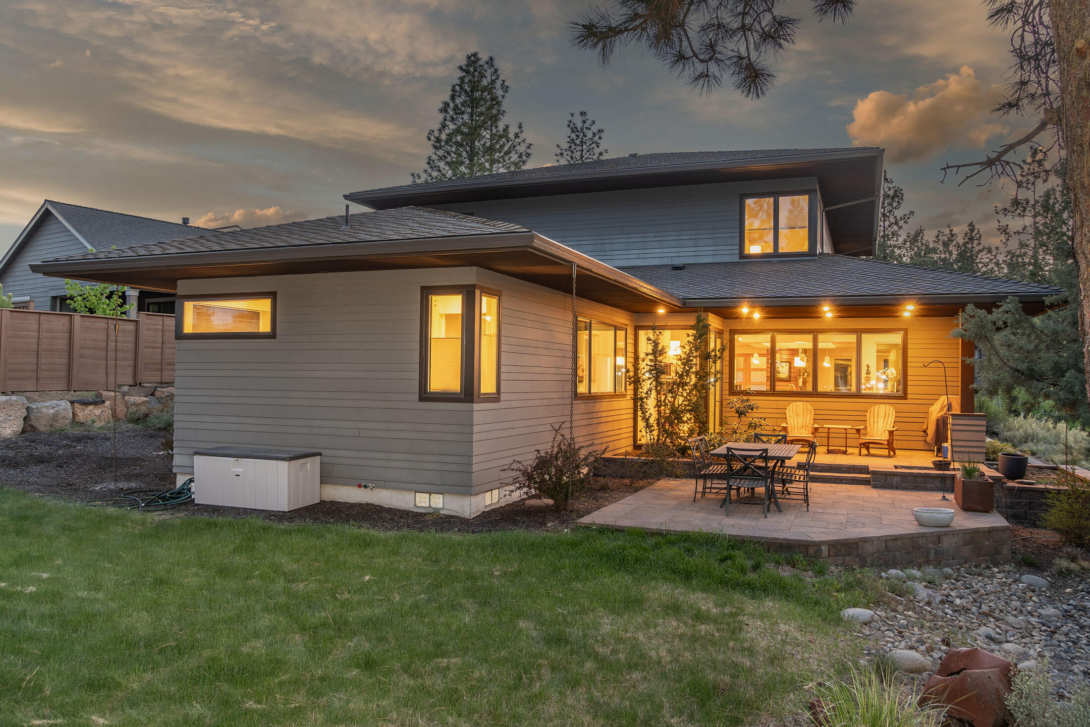 Three Pines - Residential