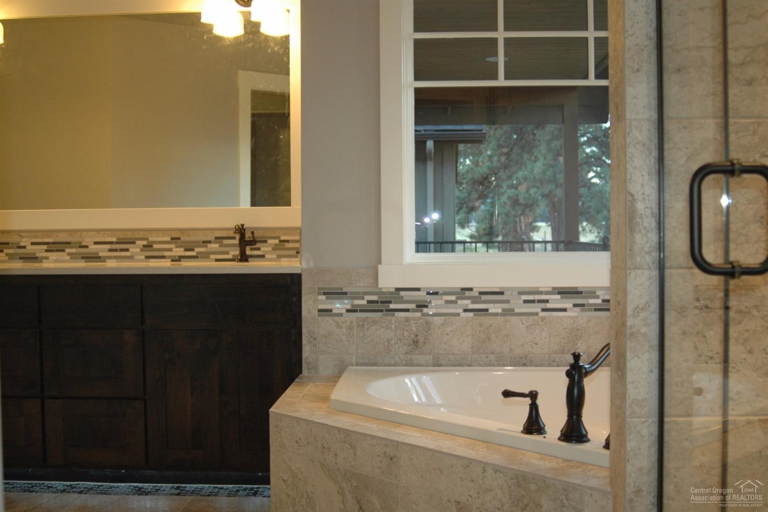 Pine Meadow Vill - Residential