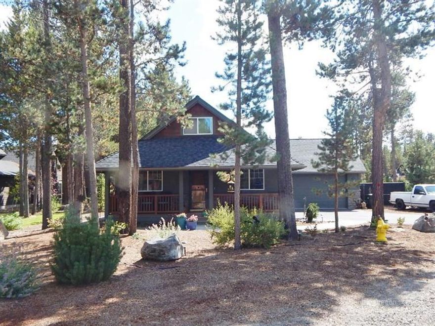 Darling Craftsman style home that has been well cared for. Immaculate condition w/newer ceiling fans thru-out, hickory cabinets, ample counter space too. Master & 2nd bdrm downstairs, w/bonus room & 3rd bdrm up. 3rd bdrm has no closet. Exterior gutters front & back, fenced back yard w/small patio area & double gate entry. Landscaped, drip system is as is'' owners have never used it. Desirable Crescent Creek community w/walking paths, sport court, sledding hill & clubhouse. Paved roads on city sewer & water.