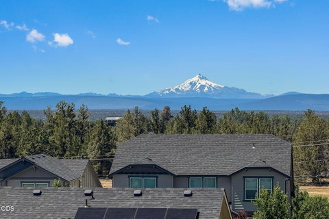 Tiny photo for 4431 SW Salmon Place, Redmond, OR 97756 (MLS # 220223567)