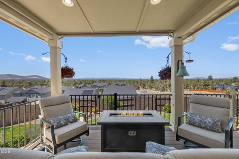 Tiny photo for 4431 SW Salmon Place, Redmond, OR 97756 (MLS # 220223567)