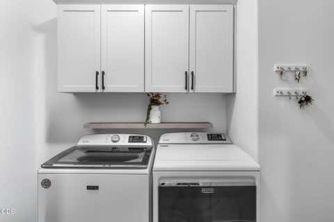 Tiny photo for 4431 SW Salmon Place, Redmond, OR 97756 (MLS # 220223567)
