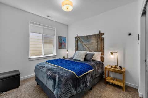 Tiny photo for 4431 SW Salmon Place, Redmond, OR 97756 (MLS # 220223567)