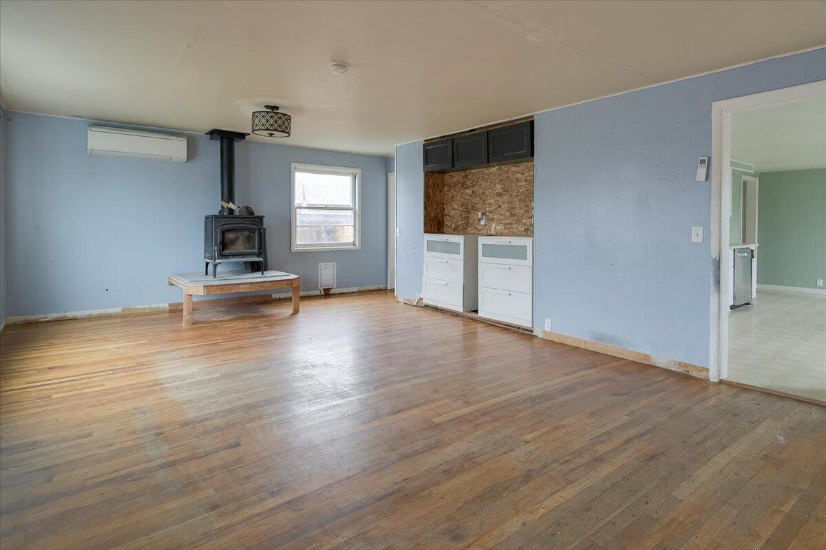 136 SW 2nd Street