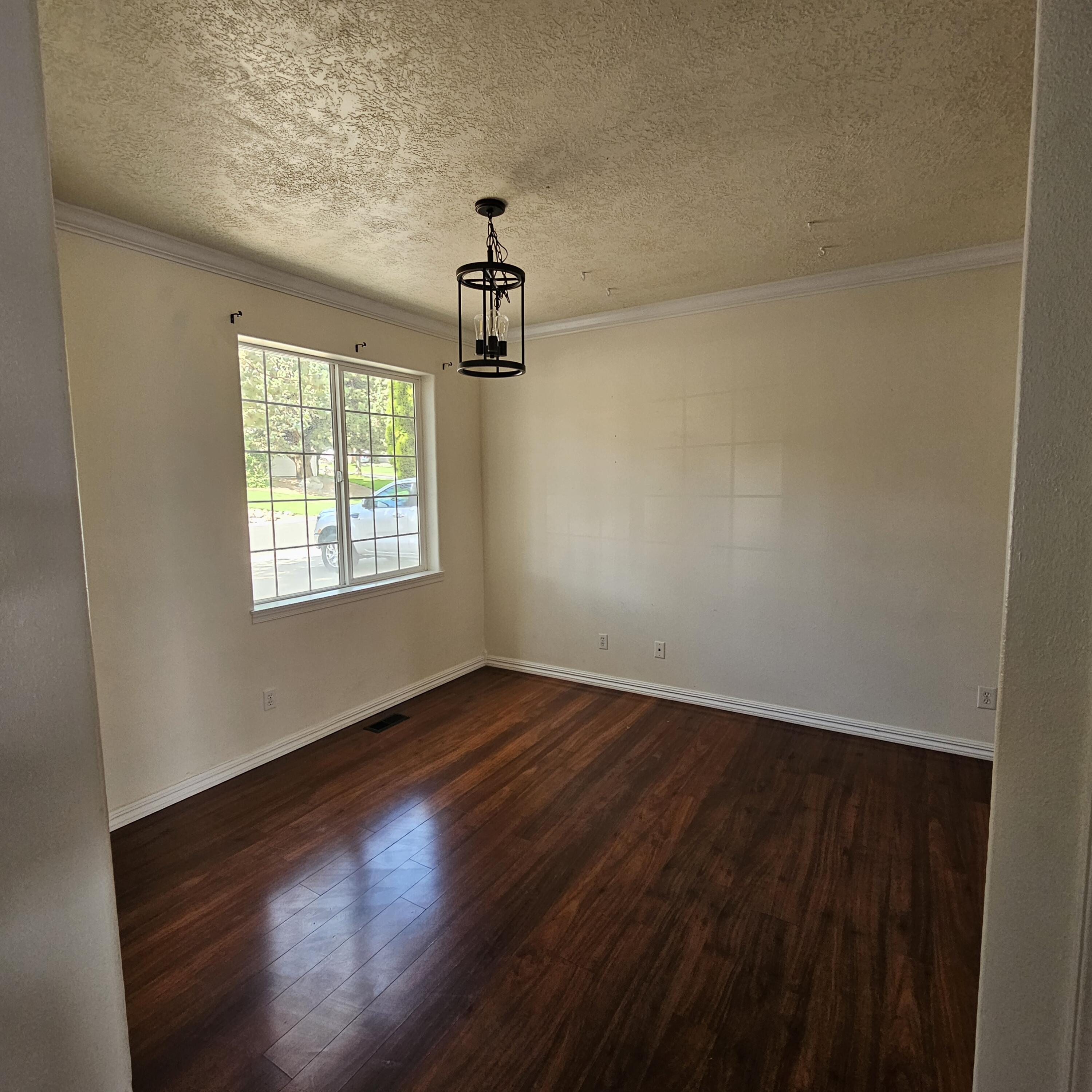 2518 SW 33rd Court