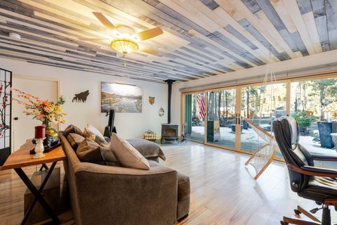 Tiny photo for 17253 Widgeon Drive, Bend, OR 97707 (MLS # 220213908)