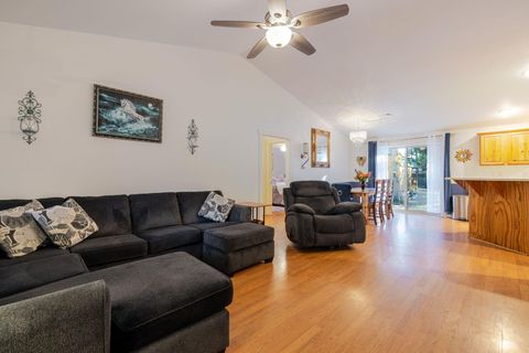 Tiny photo for 17253 Widgeon Drive, Bend, OR 97707 (MLS # 220213908)