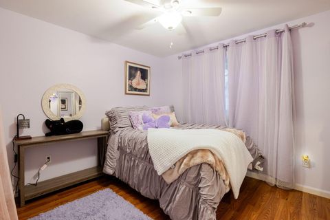 Tiny photo for 17253 Widgeon Drive, Bend, OR 97707 (MLS # 220213908)