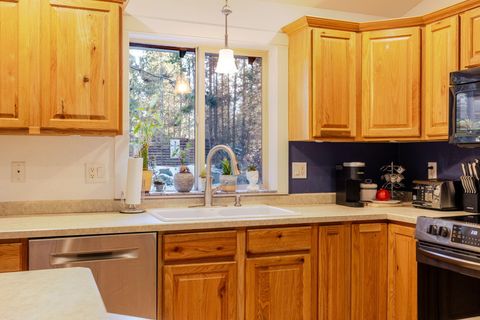 Tiny photo for 17253 Widgeon Drive, Bend, OR 97707 (MLS # 220213908)