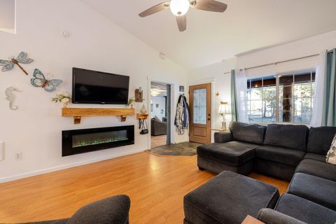 Tiny photo for 17253 Widgeon Drive, Bend, OR 97707 (MLS # 220213908)