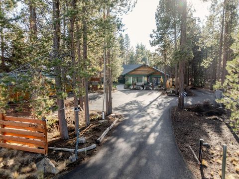 Tiny photo for 17253 Widgeon Drive, Bend, OR 97707 (MLS # 220213908)
