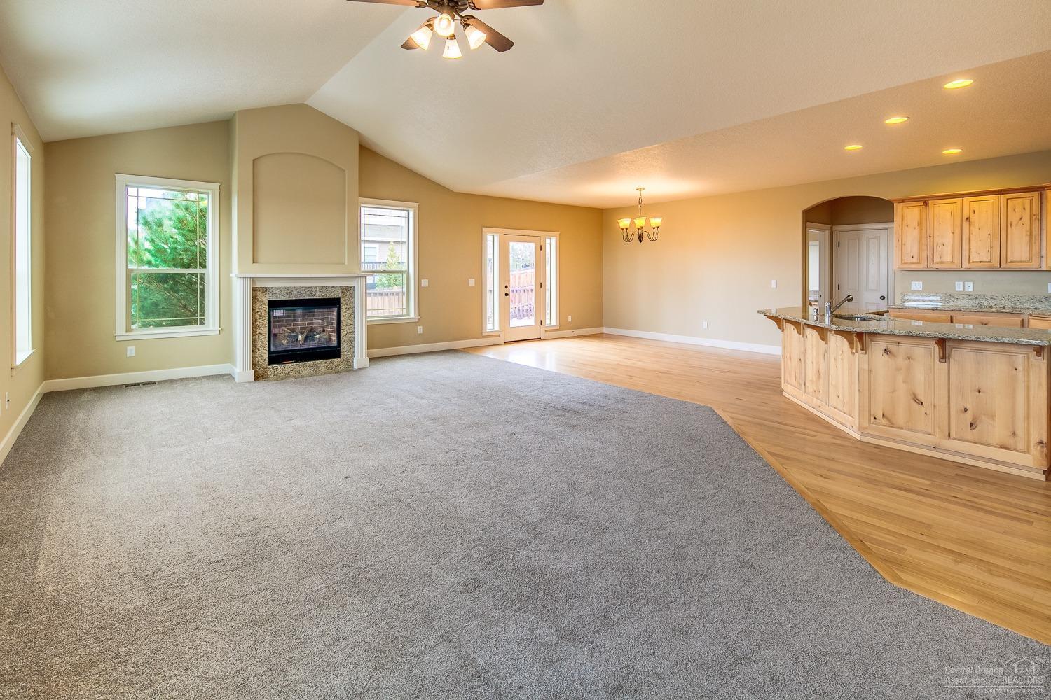 Majestic Ridge - Residential