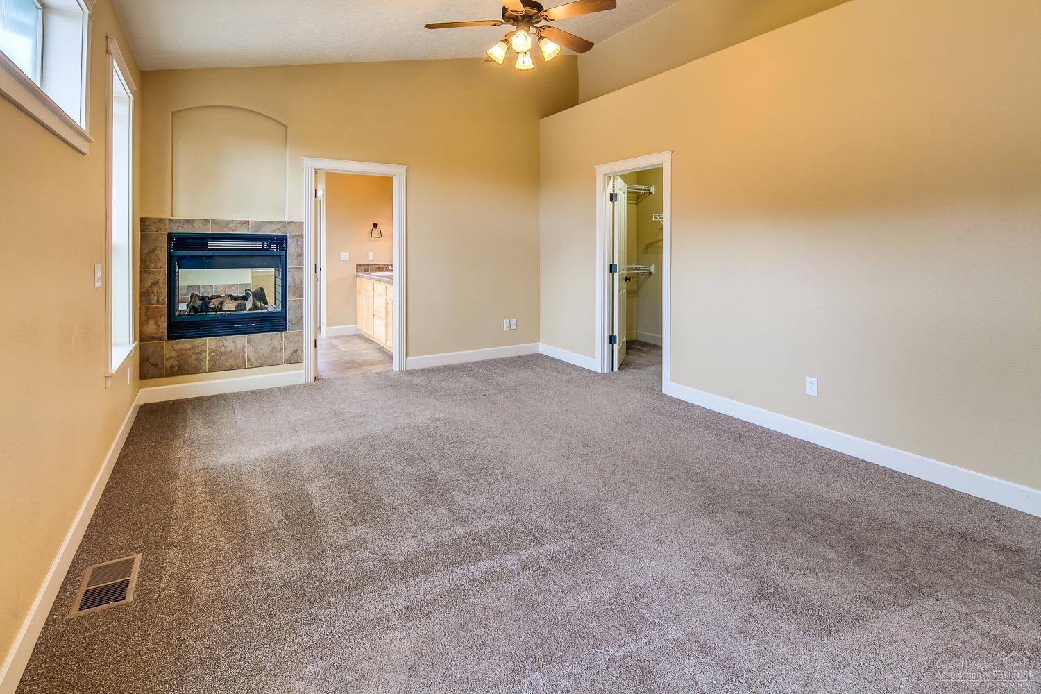 Majestic Ridge - Residential