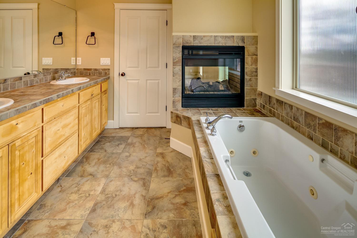 Majestic Ridge - Residential