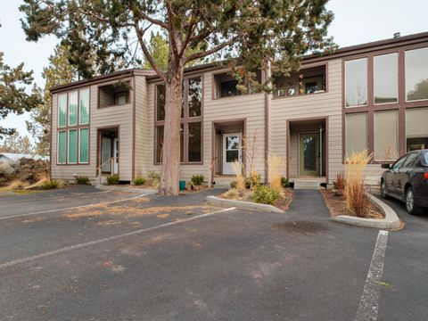 2136 NW Harriman Street Bend OR 97703