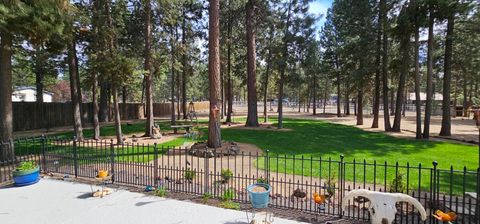 Tiny photo for 17659 Rosland Road, La Pine, OR 97739 (MLS # 220221325)