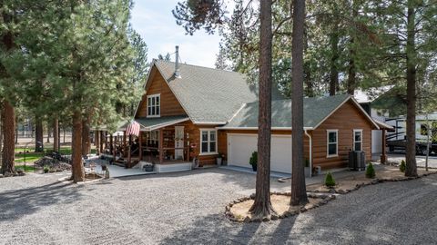 Tiny photo for 17659 Rosland Road, La Pine, OR 97739 (MLS # 220221325)