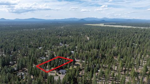 Tiny photo for 17659 Rosland Road, La Pine, OR 97739 (MLS # 220221325)