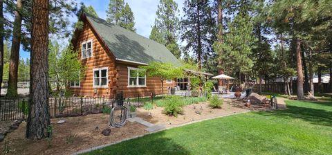 Tiny photo for 17659 Rosland Road, La Pine, OR 97739 (MLS # 220221325)