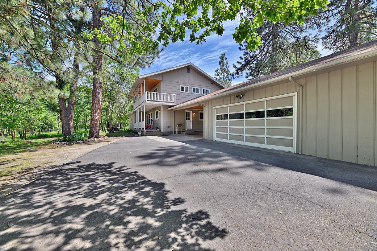 99 Andesite Drive