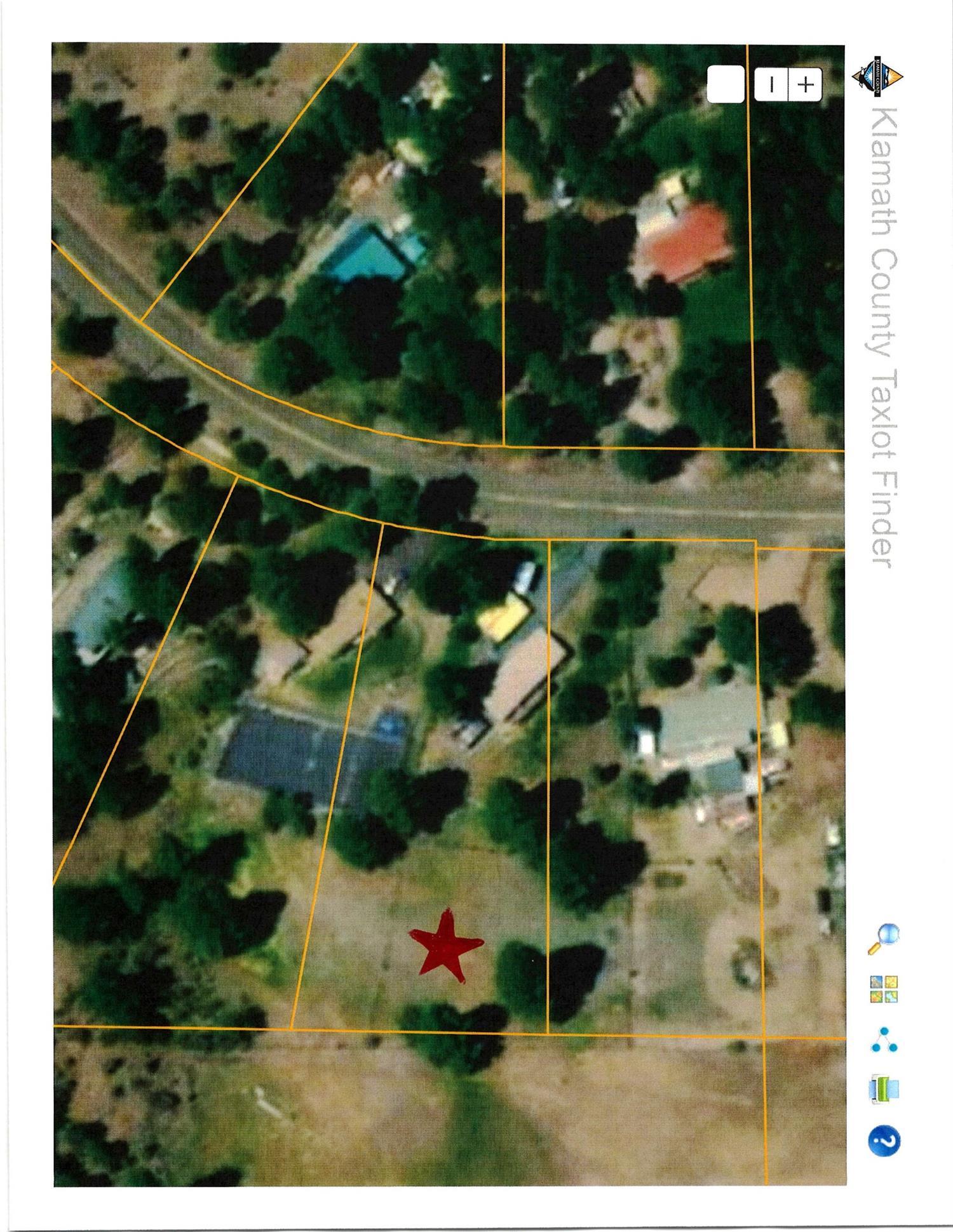 Pinecrest - Residential