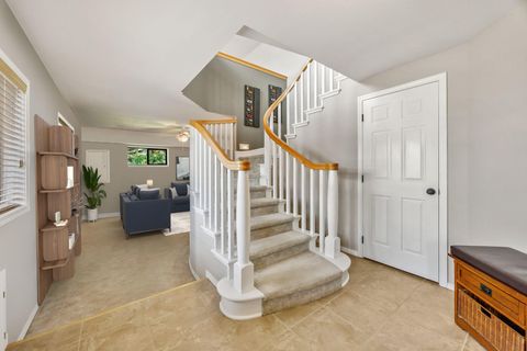 Tiny photo for 1768 Crestview Drive Dr, Ashland, OR 97520 (MLS # 220213956)