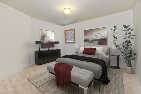 Tiny photo for 1768 Crestview Drive Dr, Ashland, OR 97520 (MLS # 220213956)