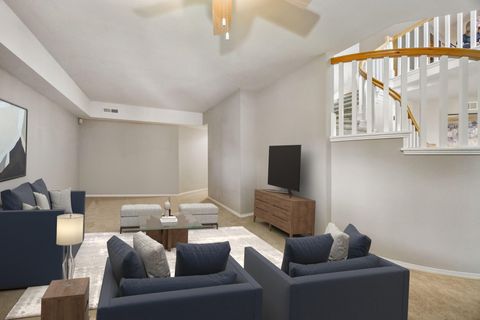 Tiny photo for 1768 Crestview Drive Dr, Ashland, OR 97520 (MLS # 220213956)