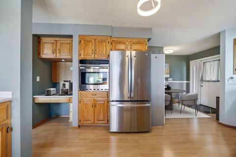 Tiny photo for 1768 Crestview Drive Dr, Ashland, OR 97520 (MLS # 220213956)