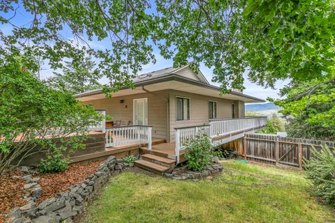 Tiny photo for 1768 Crestview Drive Dr, Ashland, OR 97520 (MLS # 220213956)