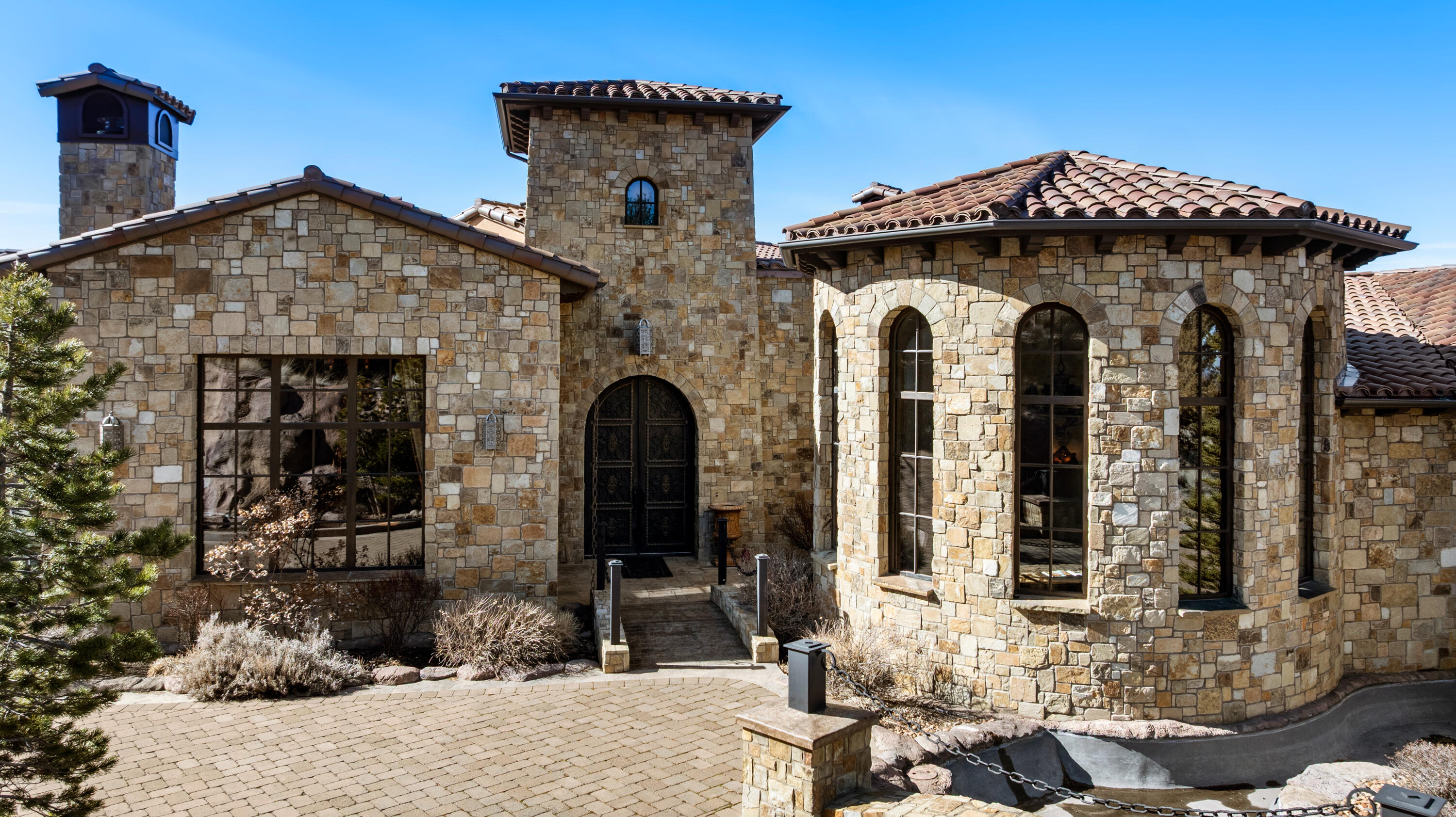 1746 NW Wild Rye Circle