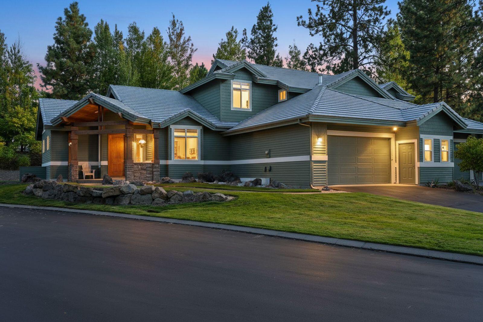 Broken Top - Residential