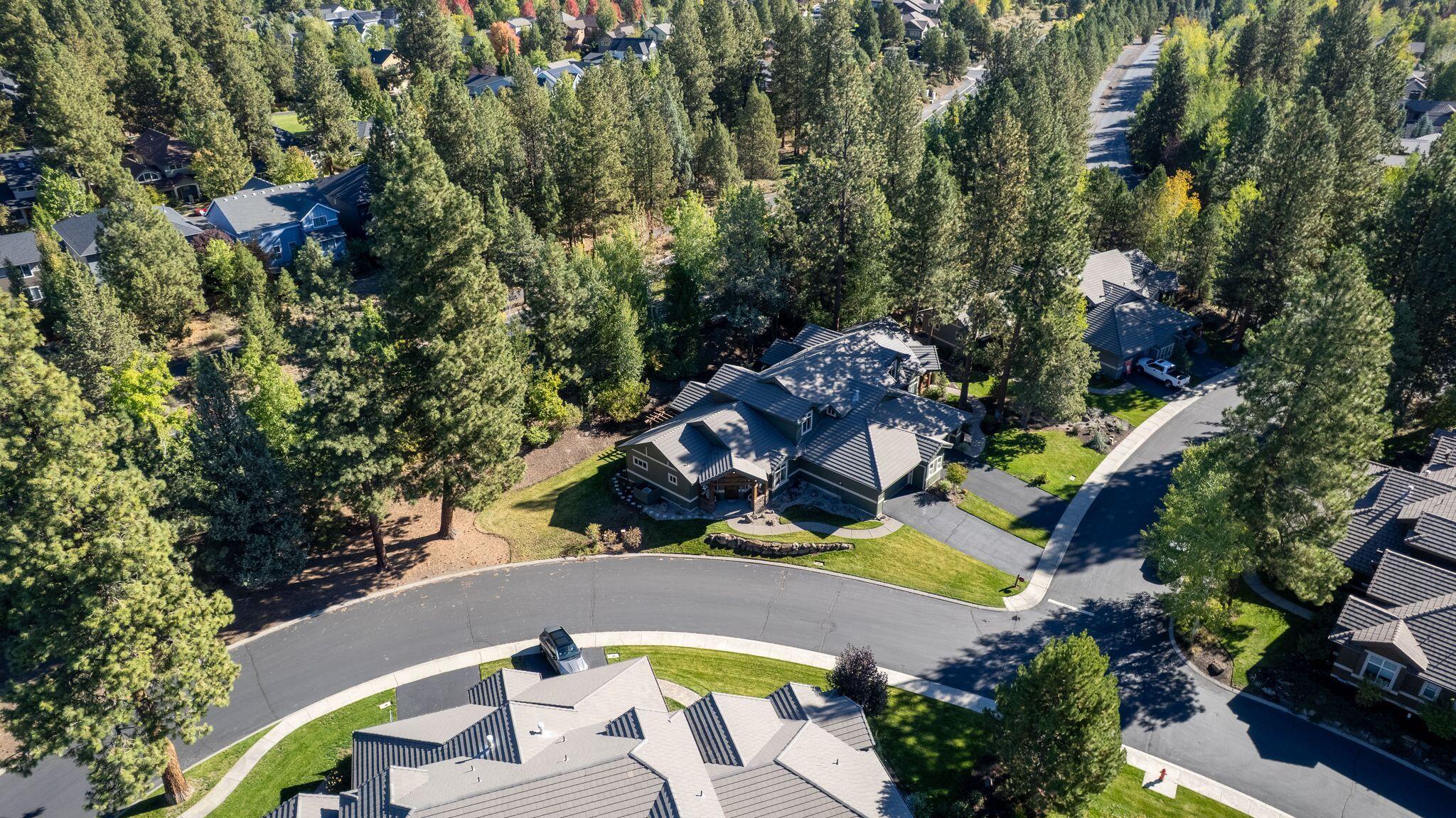 Broken Top - Residential