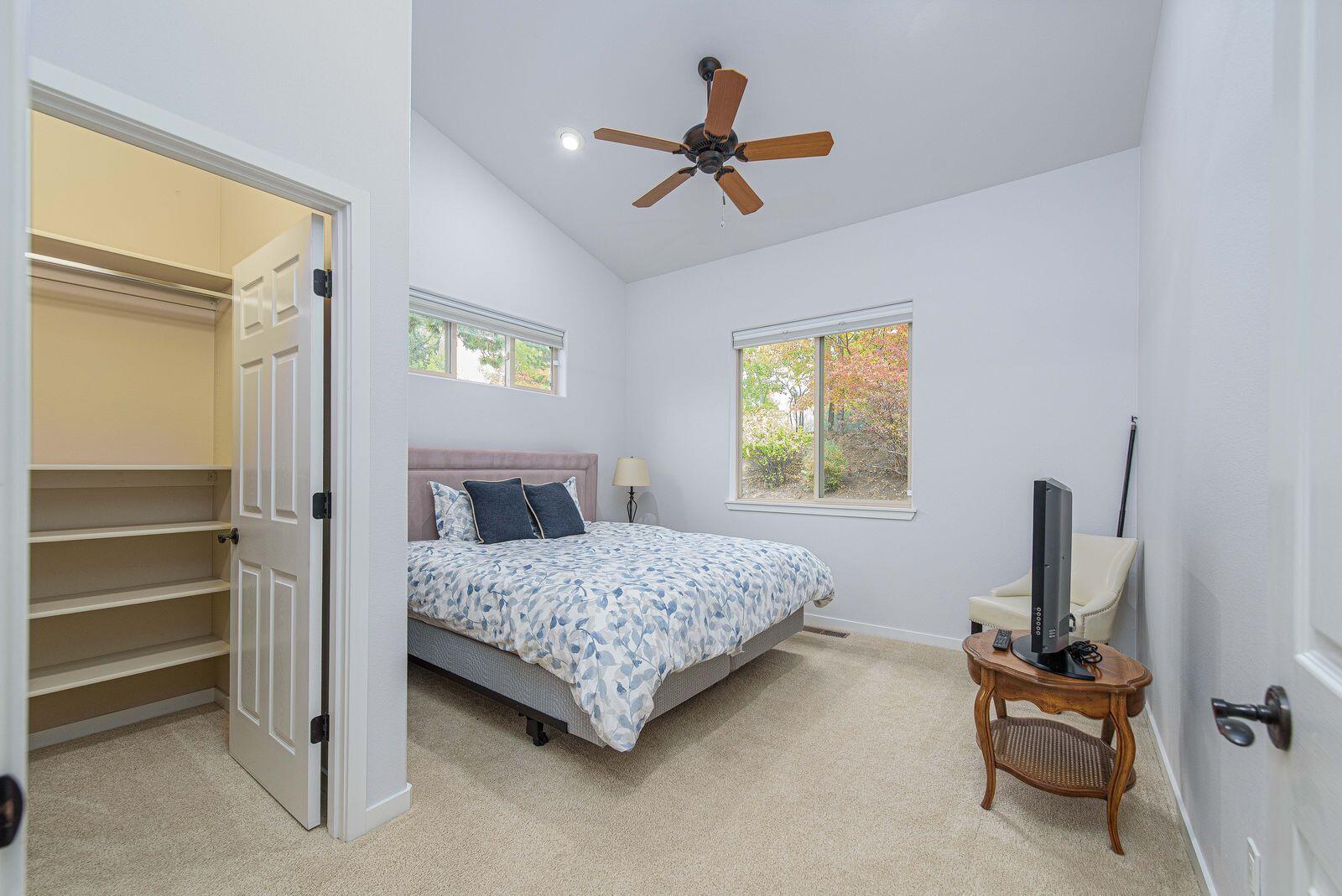 Broken Top - Residential