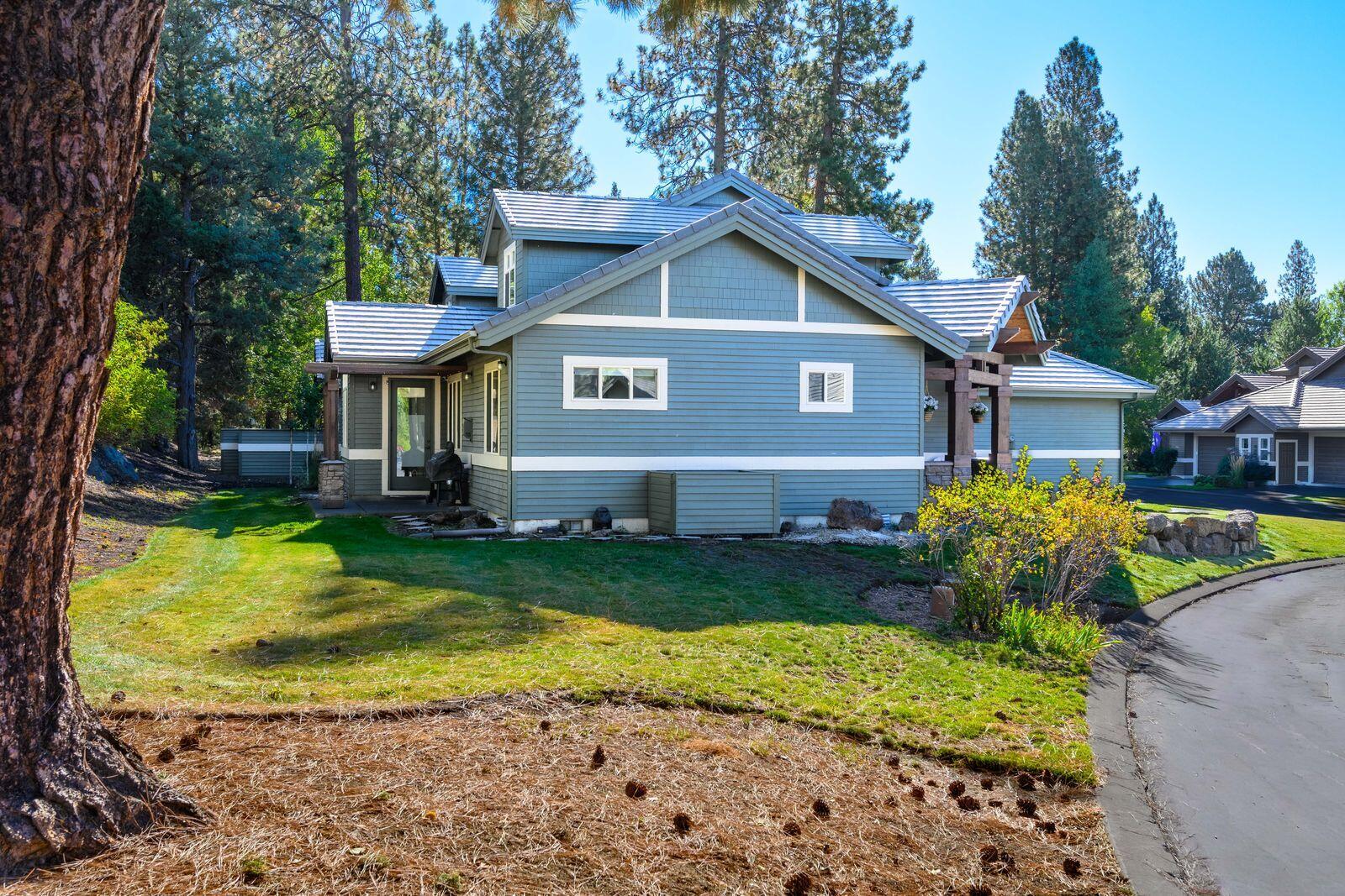 Broken Top - Residential