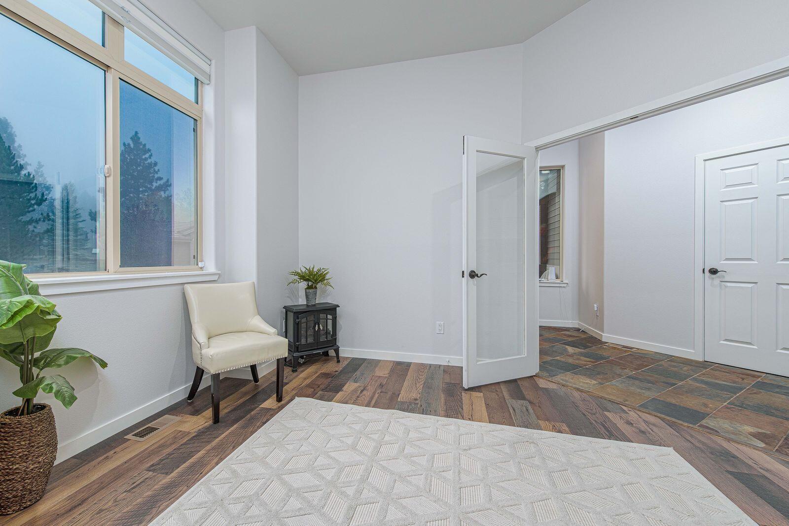 Broken Top - Residential