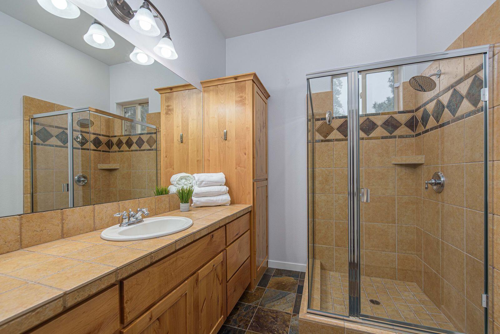 Broken Top - Residential