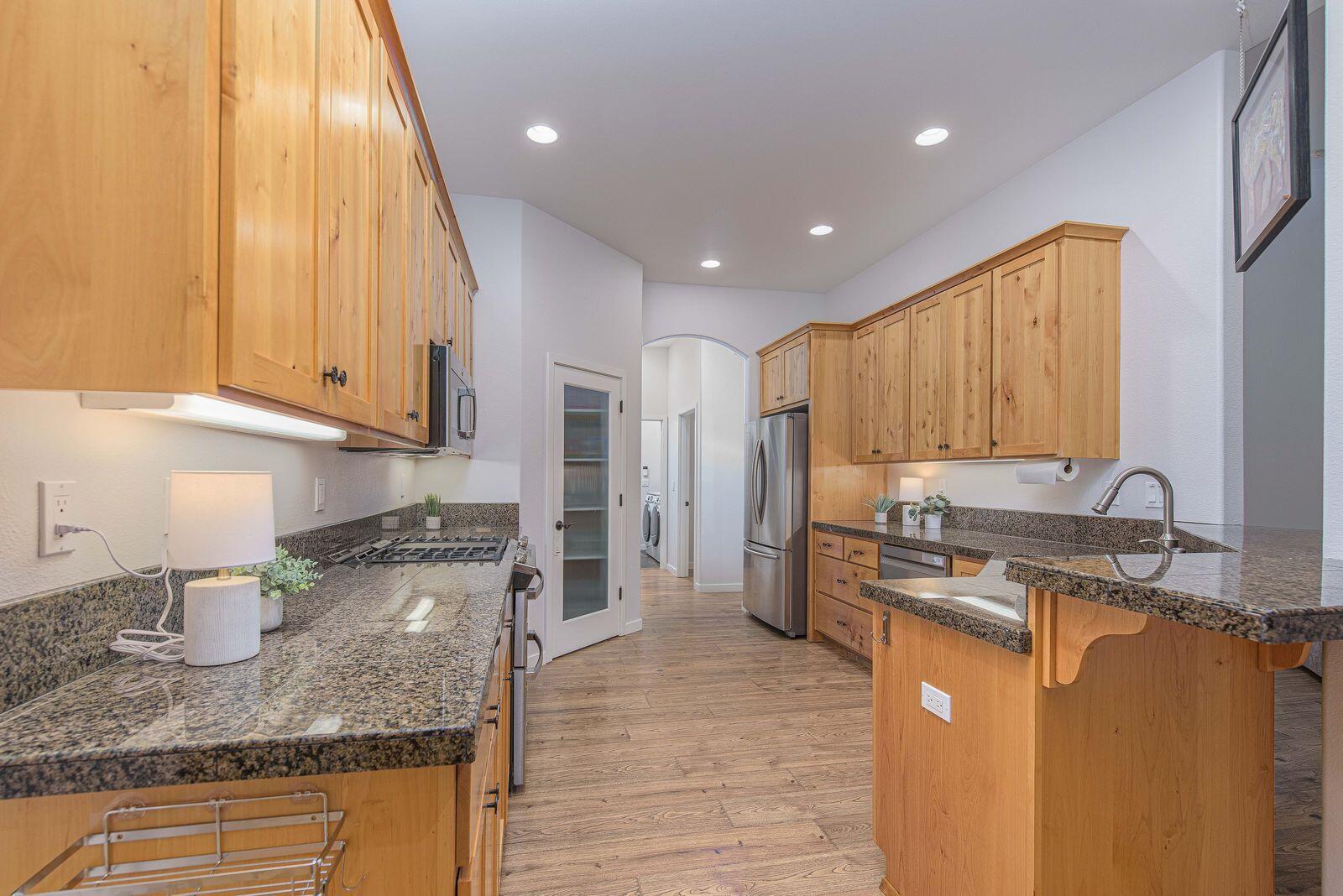 Broken Top - Residential