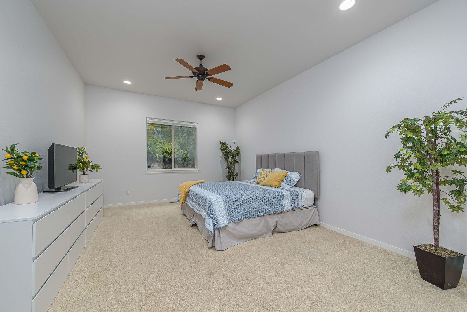 Broken Top - Residential