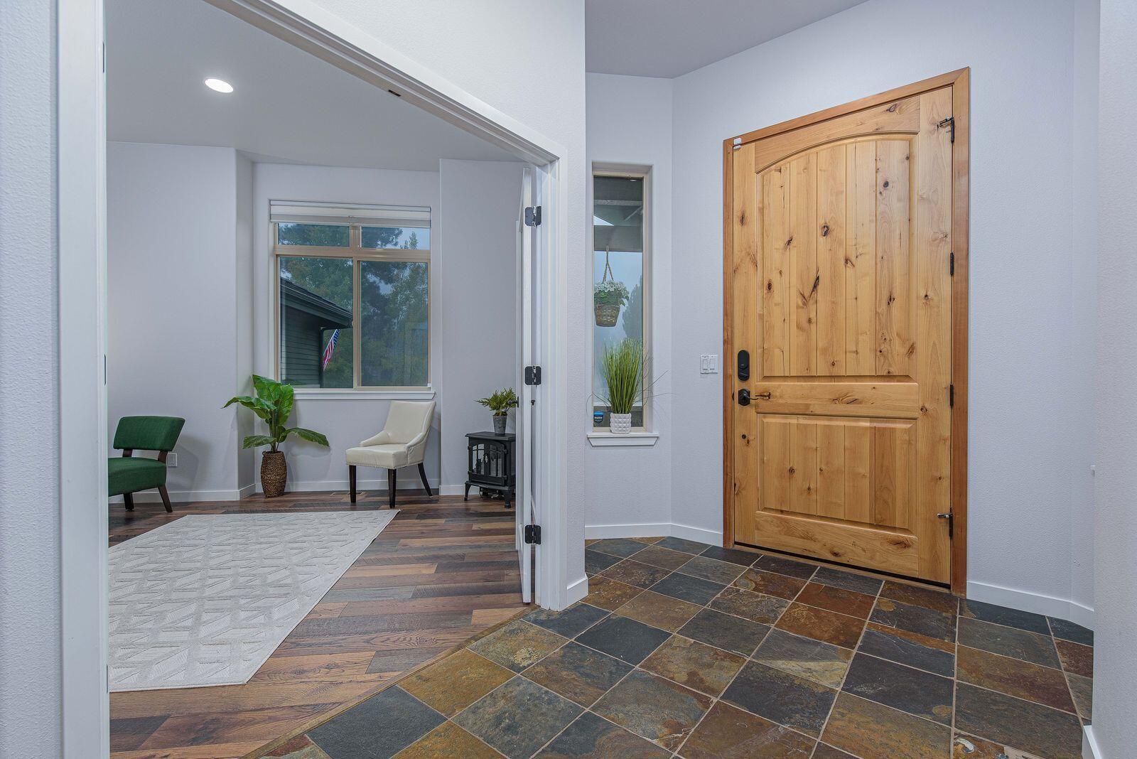 Broken Top - Residential