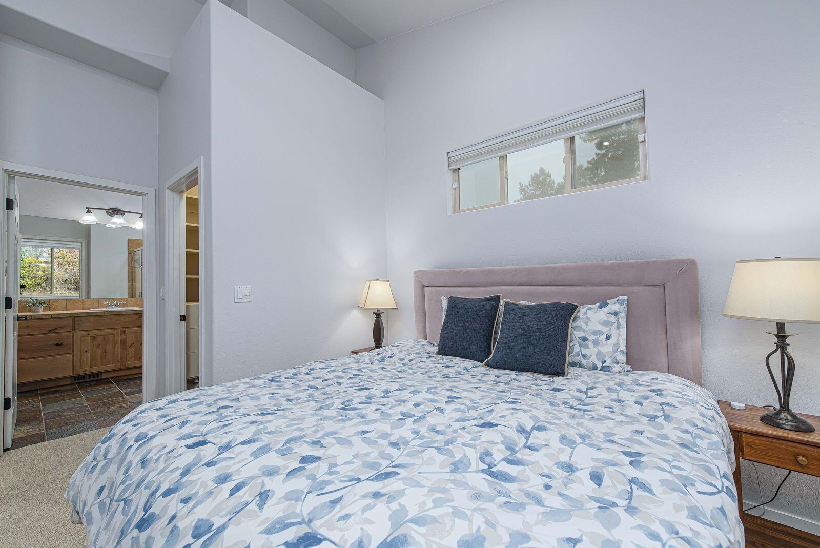 Broken Top - Residential