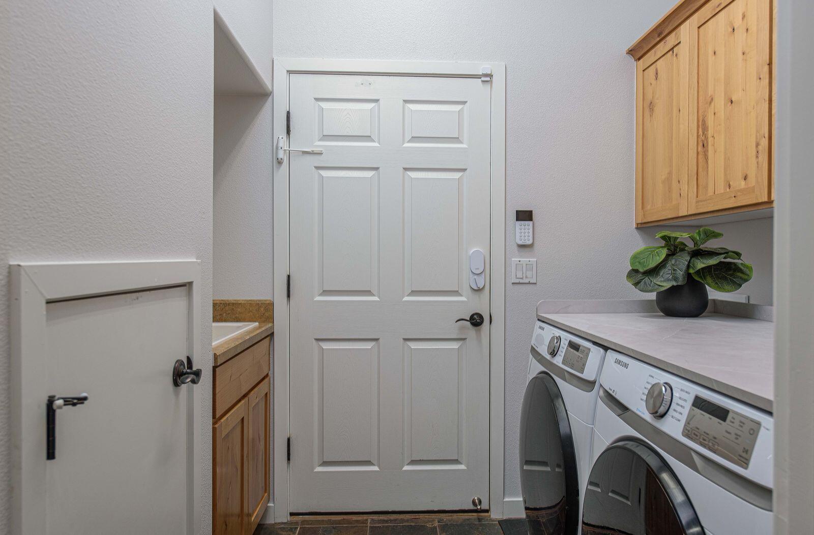 Broken Top - Residential